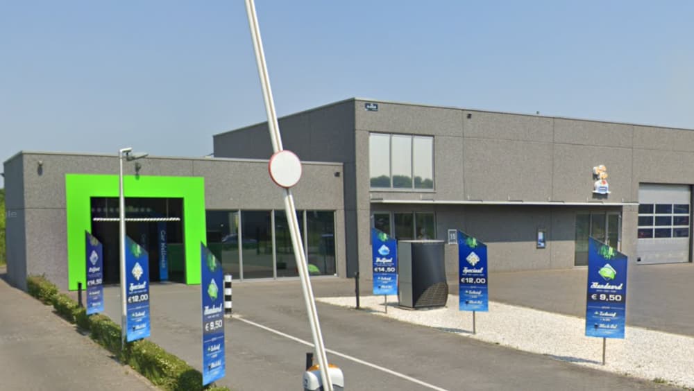 Foto 1 van de hondenwasstraat bij locations/iclean-carwash-brunssum-1692800611698.webp