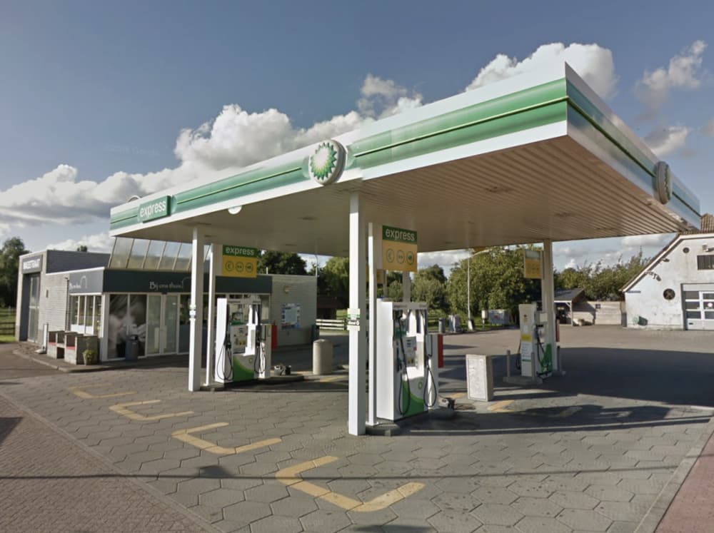 Foto 1 van de hondenwasstraat bij locations/tankstation-van-wijk-1692801987031.webp